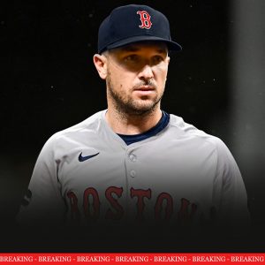 CHAOS IN BOSTON: Alex Bregman Reportedly Storms Out of Team Meeting After Red Sox Postseason Elimination, Furious Over Rotation Decisions and Locker Room Attitude, Opt-Out Rumors Erupt. - Luxury Blogs
